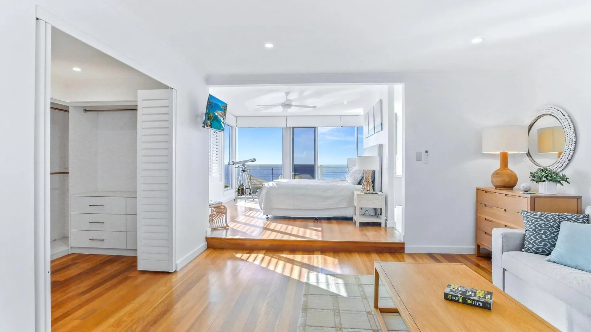 Spectacular Beachside Living, Sunrise Beach 0*,  Australia